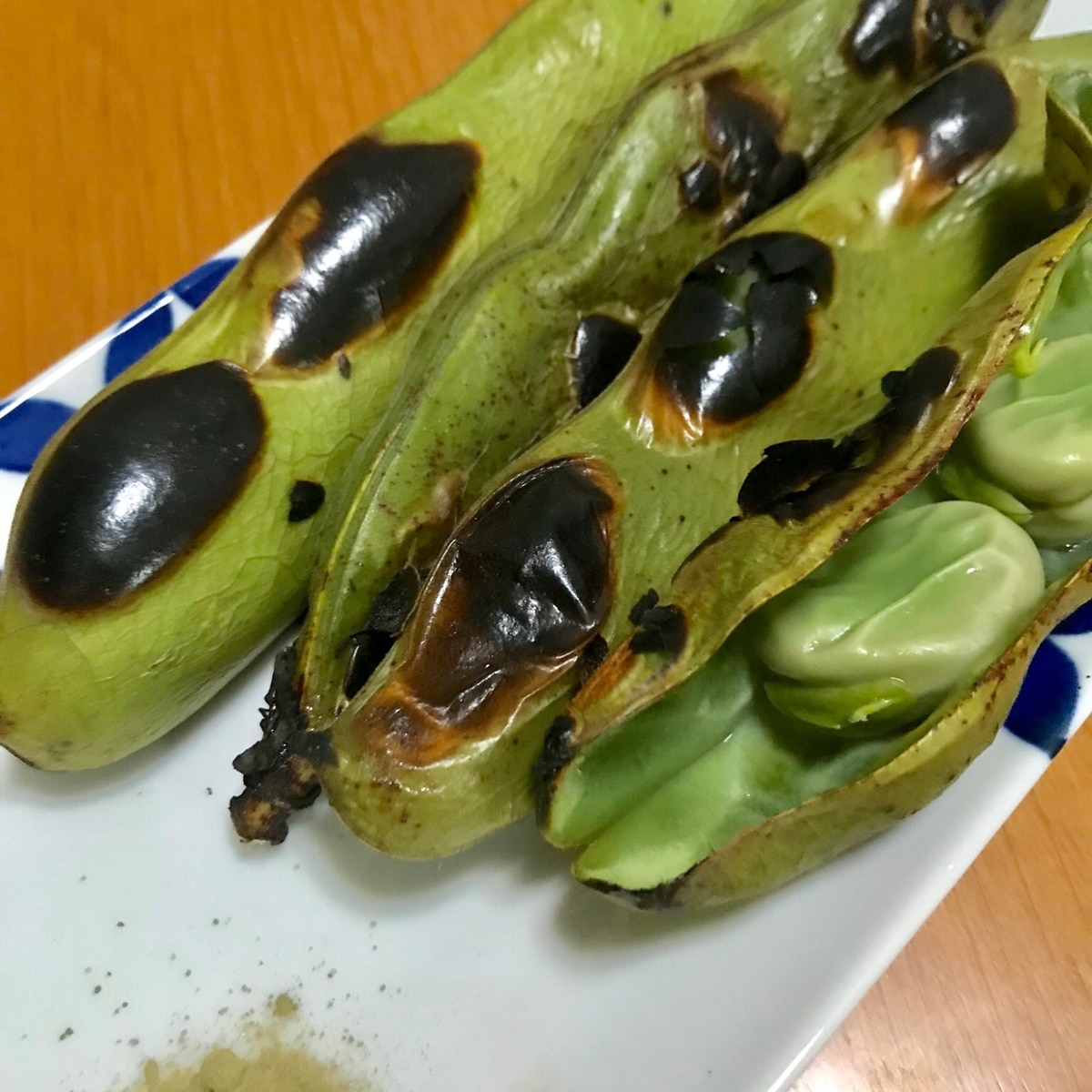 1番簡単で美味しい、焼きそら豆